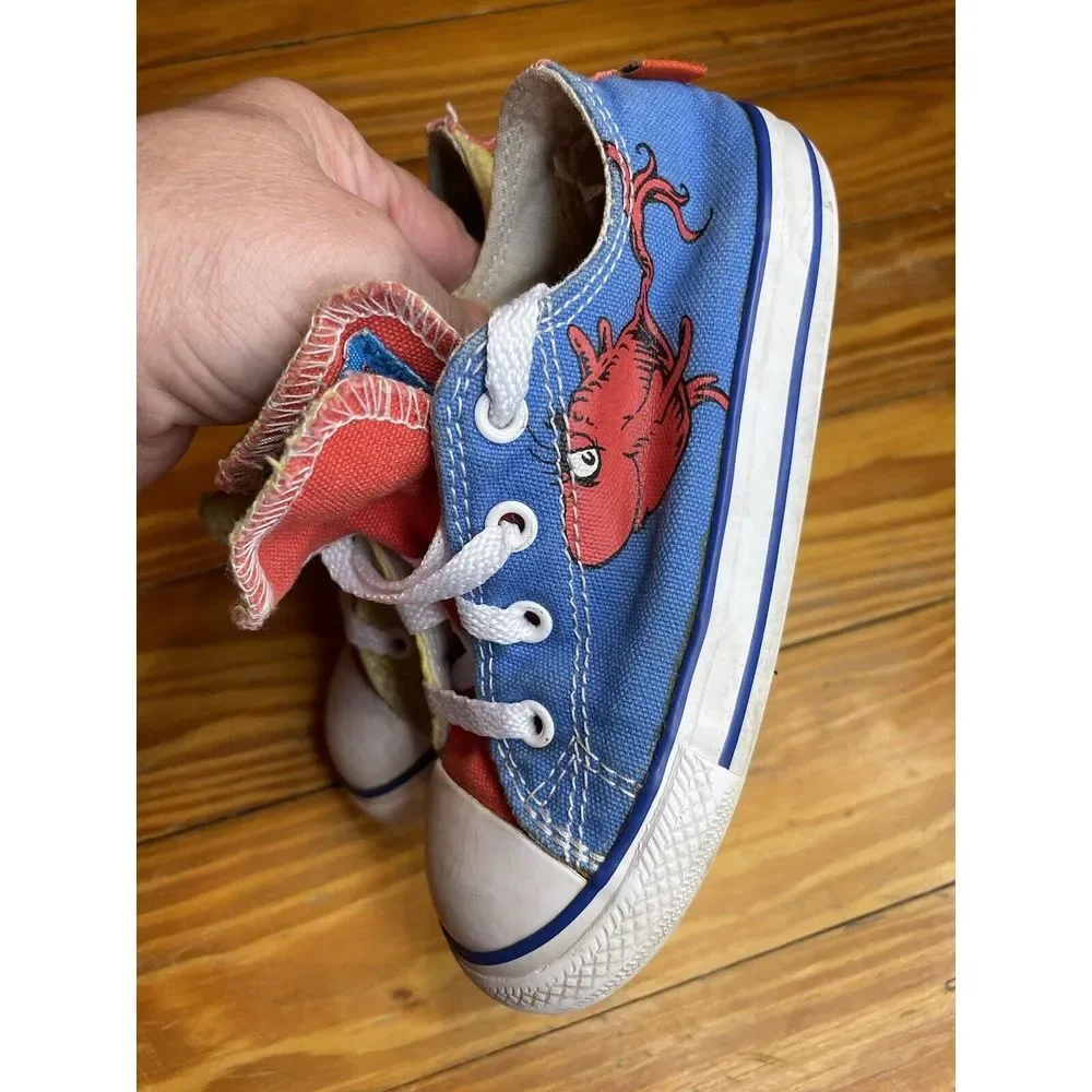 Converse Dr‎ Suess One Fish Two Fish Red Fish Blue Fish Kids Size 9
